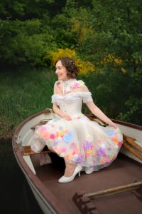 Blumen-Brautkleid, Foto Louis Dieffenbach, Augenbli_ck